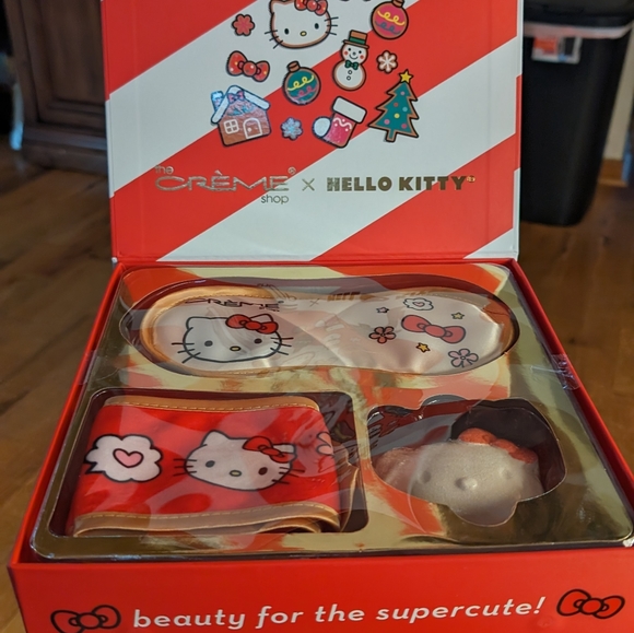 Hello Kitty 3D Bath Bomb Kit - Picture 5 of 8